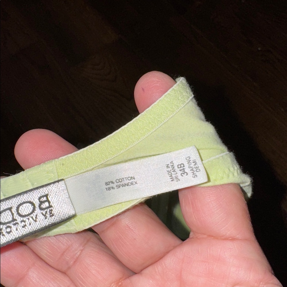 Victorias Secret Body T Shirt Bra - Picture 4 of 5